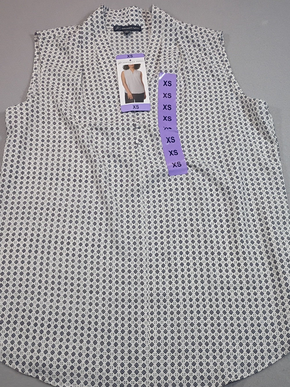 Adrianna Papell White Sleeveless V-Neck Camisole with Black Geometric Print - XS